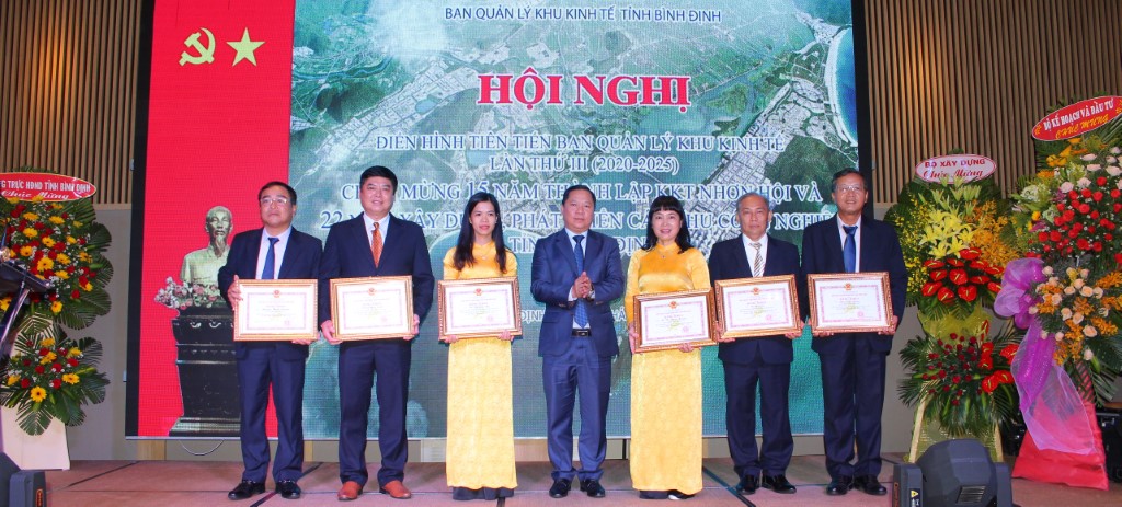 Celebration on 15 years of Founding Nhon Hoi Economic Zone and 22 years of Building and Developing Provincial Industrial Parks