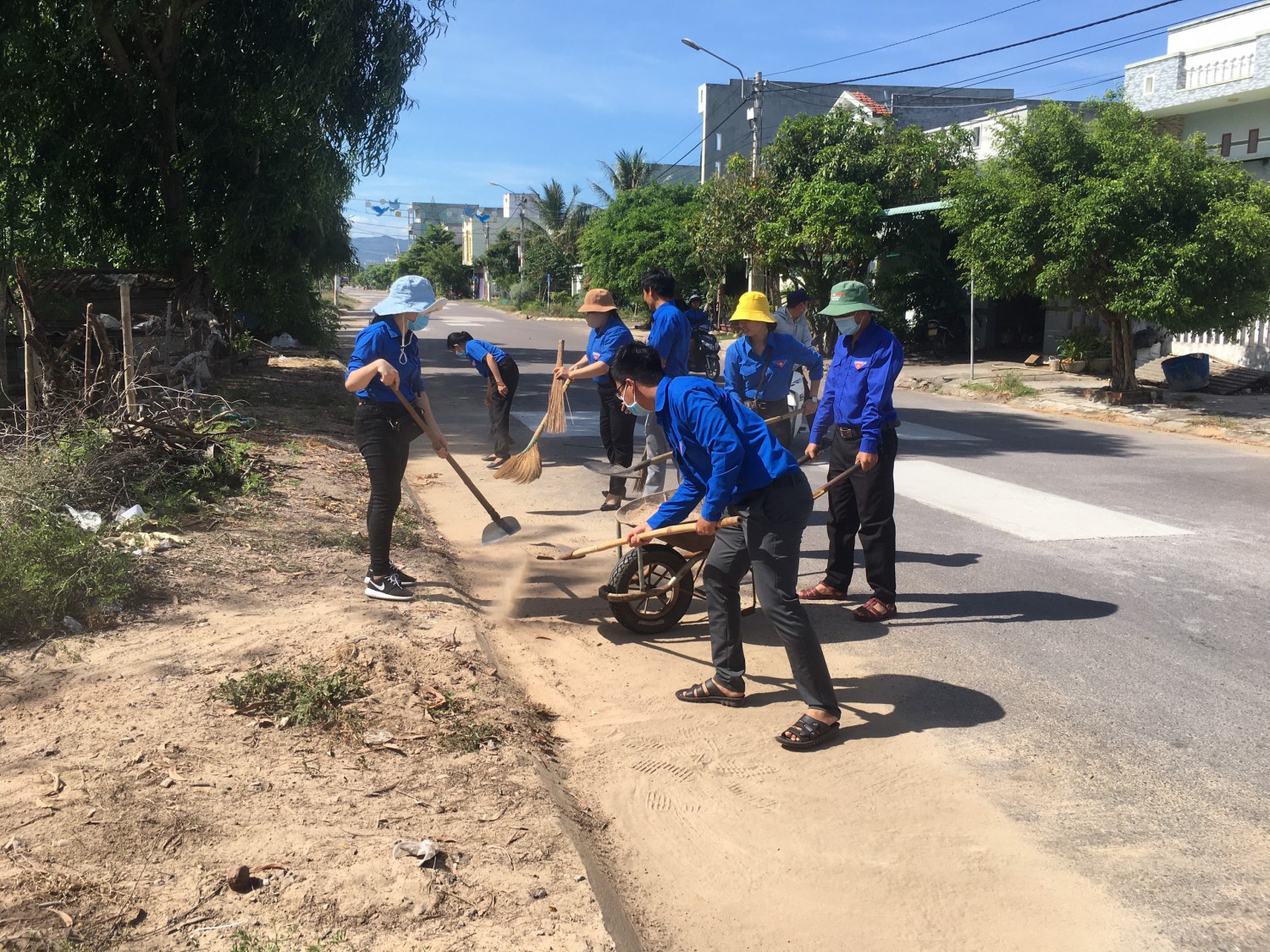 TRIỂN KHAI HIỆU QUẢ CÔNG TRÌNH THANH NIÊN  TẠI CHI ĐOÀN BAN QLDA VÀ GPMB KHU KINH TẾ NĂM 2022